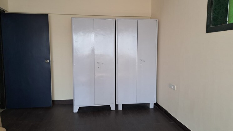 Room, bandra west 2 Bedroom 750 Sq.Ft. Apartment In Bandra West Mumbai 8812867