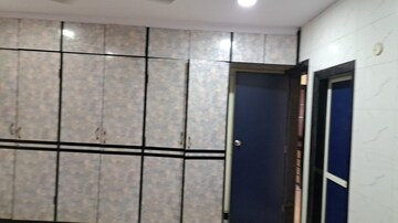 Room in 2 BHK Apartment at Bandra West – for Rent
