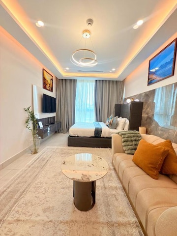 Living Room in 1 BHK Builder Floor at DLF City Phase IV, Dlf Phase iv – for Rent