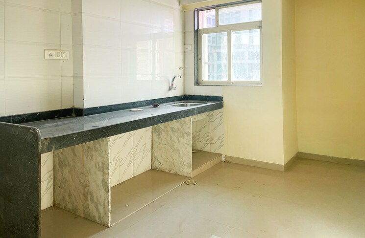 Room, thane west Pg For Girls In Thane West 8812978