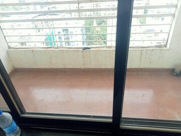 Furnished Amenities in 2 BHK Apartment at Space Ashley Towres, Mira Road – for Rent
