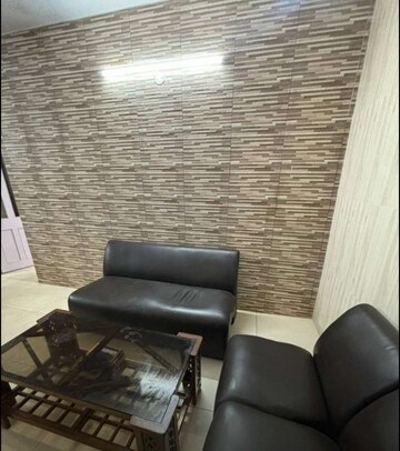 Master Bedroom in 2 BHK Builder Floor at Sector 44 – for Rent