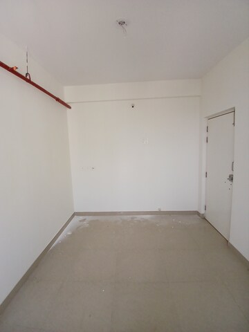 Room in 1 BHK Apartment at Goregaon West – for Rent
