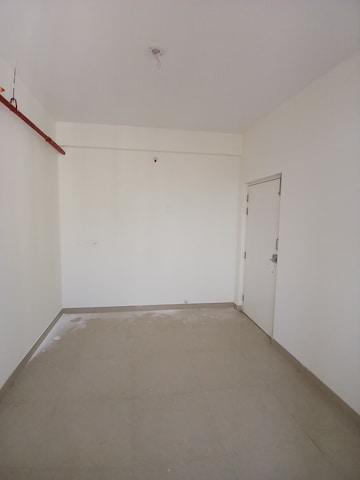 Room in 1 BHK Apartment at Goregaon West – for Rent