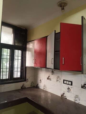 Kitchen in 1.5 BHK Apartment at Sarita Vihar – for Rent