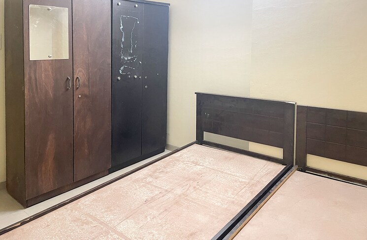 Room, thane west Pg For Boys In Thane West 8813086