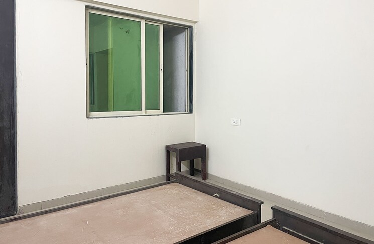 Room, thane west Pg For Boys In Thane West 8813086