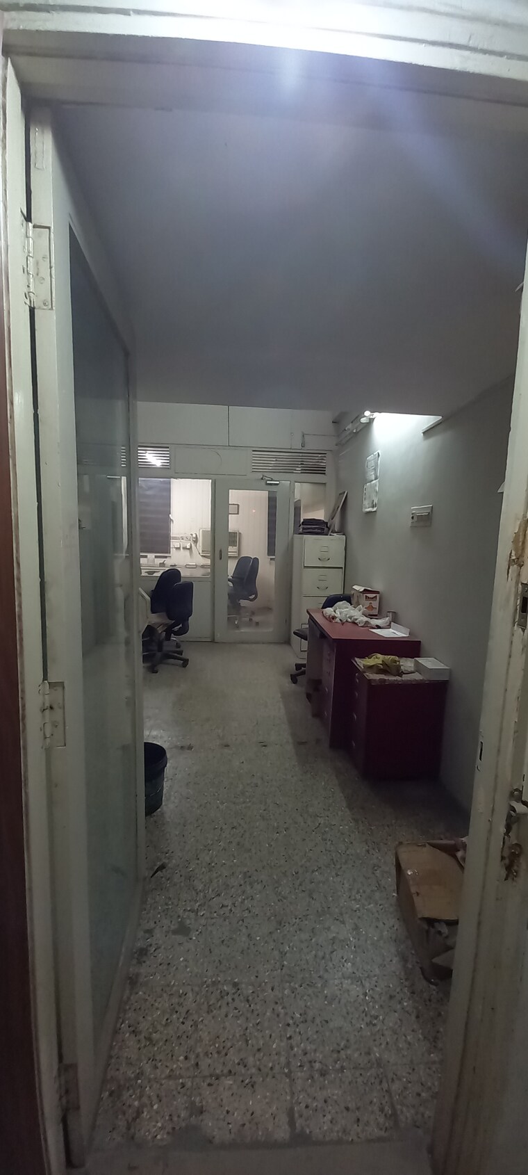 undefined, ashram road Commercial Office Space 300 Sq.Ft. In Ashram Road Ahmedabad 8813099