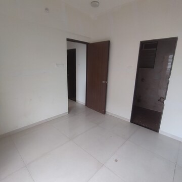 Room in 1 BHK Apartment at Re Form Delta House, Goregaon East – for Sale