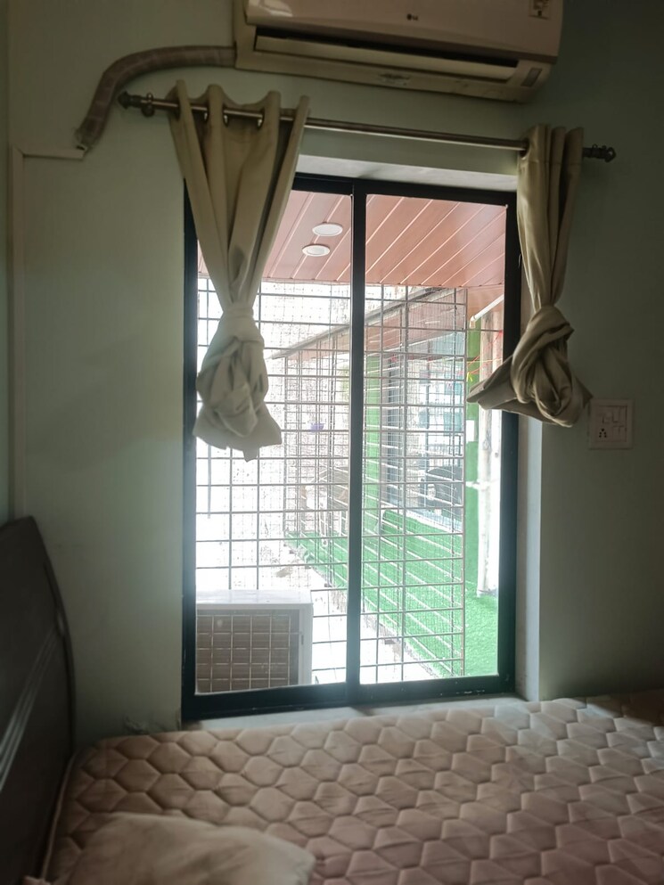 Bathroom, royal-palms-garden-view 2 Bedroom 780 Sq.Ft. Apartment In Goregaon East Mumbai 8813105