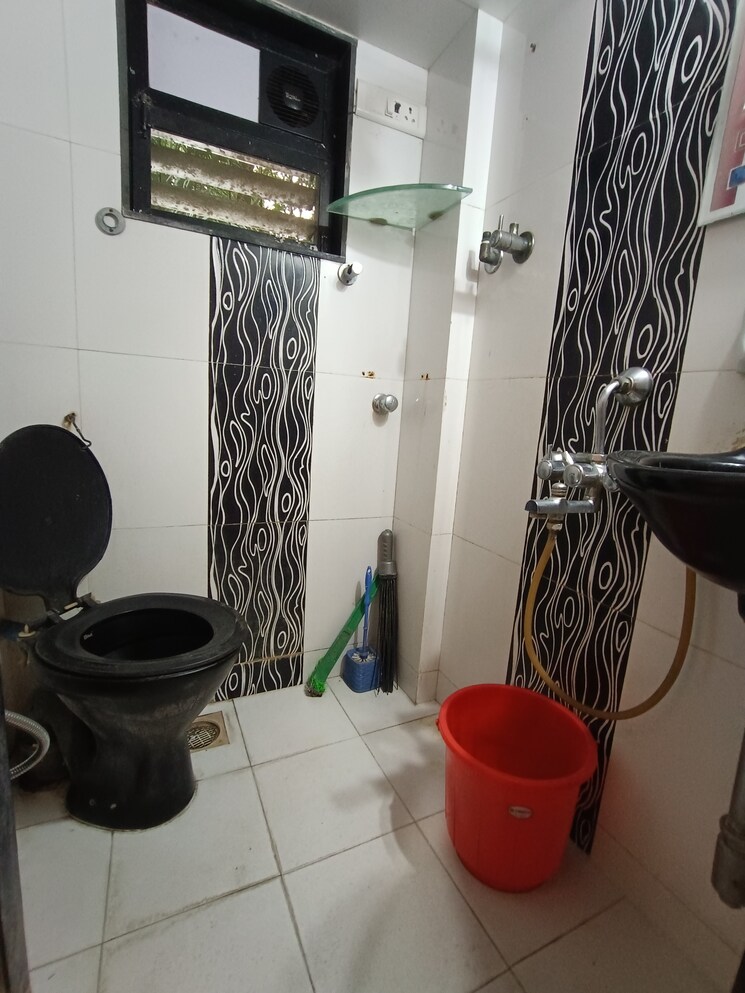 Master Bedroom, dahisar west 1.5 Bedroom 600 Sq.Ft. Apartment In Dahisar West Mumbai 8813111