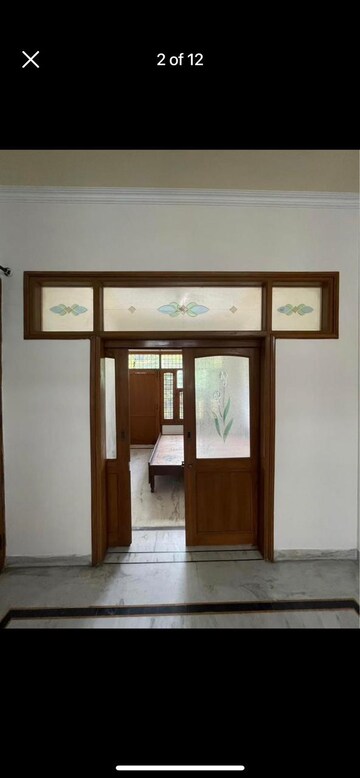Room in 2 BHK Builder Floor at Sector 22 – for Rent