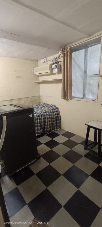 Master Bedroom in 1 RK Apartment at Adarsh Nagar Society, Worli – for Rent