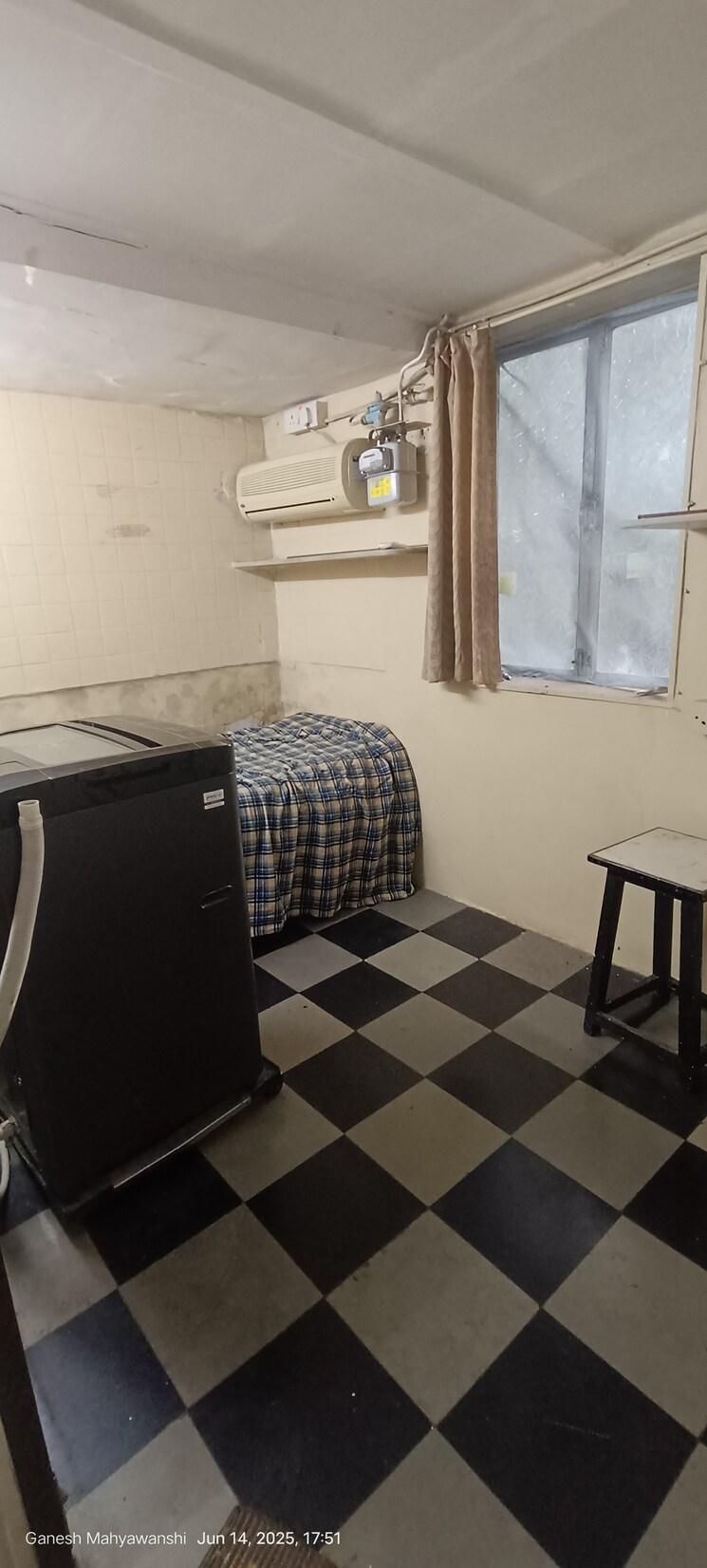 Master Bedroom, adarsh-nagar-society 1 RK 225 Sq.Ft. Apartment In Worli Mumbai 8813136