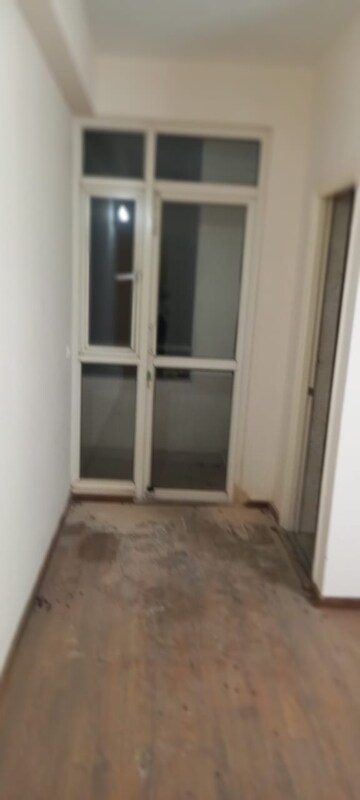 3 BHK Apartment For Rent in Wave Executive Floors, Wave City