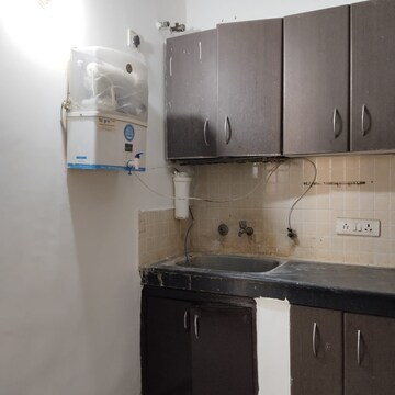 Kitchen in 2 BHK Apartment at Shri Ram Plaza Vaishali, Vaishali Sector 4 – for Rent