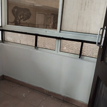 Balcony in 2 BHK Apartment at Shri Ram Plaza Vaishali, Vaishali Sector 4 – for Rent