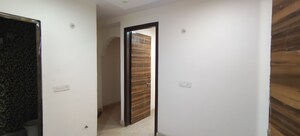 Room in 1 BHK Builder Floor at Dwarka Mor – for Sale