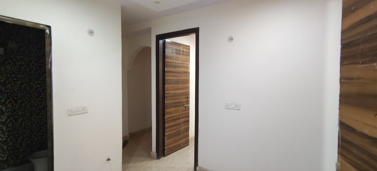 Room, dwarka mor 1 Bedroom 400 Sq.Ft. Builder Floor In Dwarka Mor Delhi 8813175
