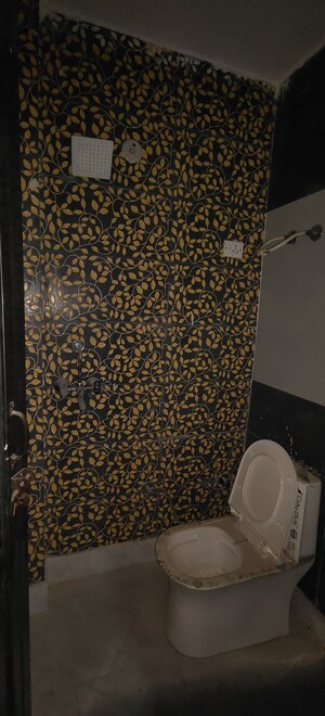 Bathroom in 1 BHK Builder Floor at Dwarka Mor – for Sale