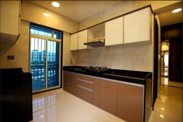 Kitchen in 4 BHK Apartment at Peninsula Ashok Towers, Parel – for Rent