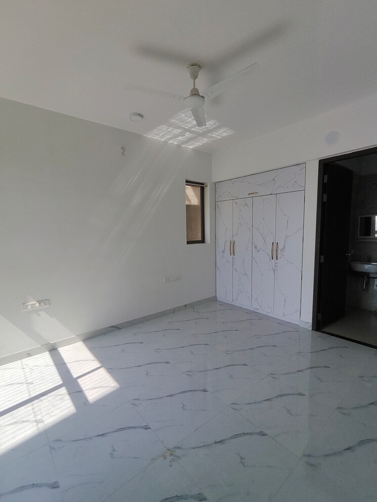 Master Bedroom, raymond-ten-x-habitat 2 Bedroom 644 Sq.Ft. Apartment In Pokhran Road No Two Thane 8813178