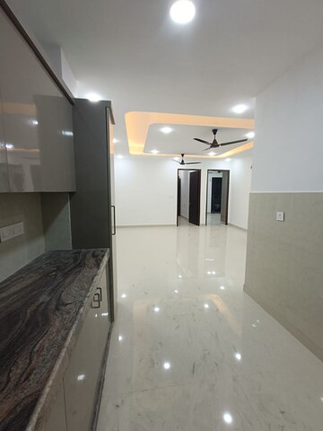 Kitchen in 3.5 BHK Apartment at Ireo The Corridors, Sector 67a – for Rent
