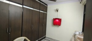 Furnished Amenities in 3 BHK Builder Floor at Dwarka Mor – for Sale