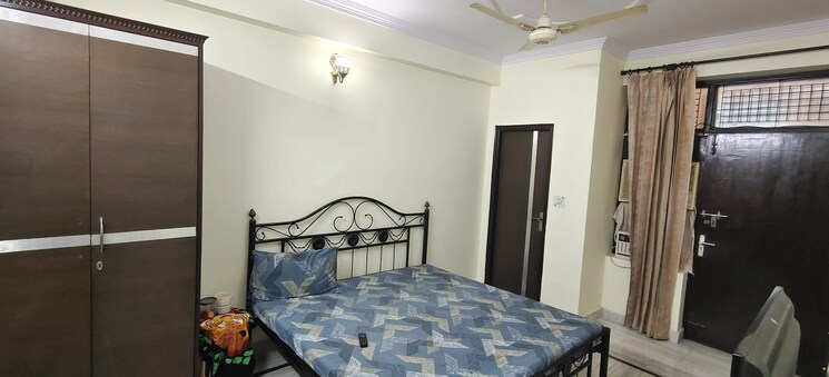 Bedroom, dwarka mor 3 Bedroom 1100 Sq.Ft. Builder Floor In Dwarka Mor Delhi 8813188