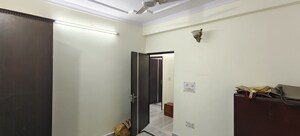 Room in 3 BHK Builder Floor at Dwarka Mor – for Sale