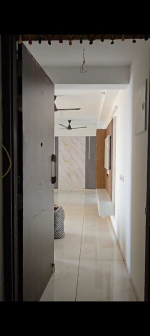 Bathroom in 3 BHK Apartment at Omaxe Waterscapes, Gomti Nagar – for Sale