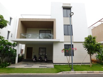 5 BHK Villa – Exterior View View at Kismatpur - for Sale