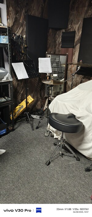 Master Bedroom in 3 BHK Apartment at Abhyant Apartment, Vasundhara Enclave – for Sale