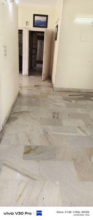 Room in 3 BHK Apartment at Abhinav Apartments, Vasundhara Enclave – for Sale