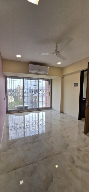 Room in 2 BHK Apartment at Tilak Nagar – for Rent