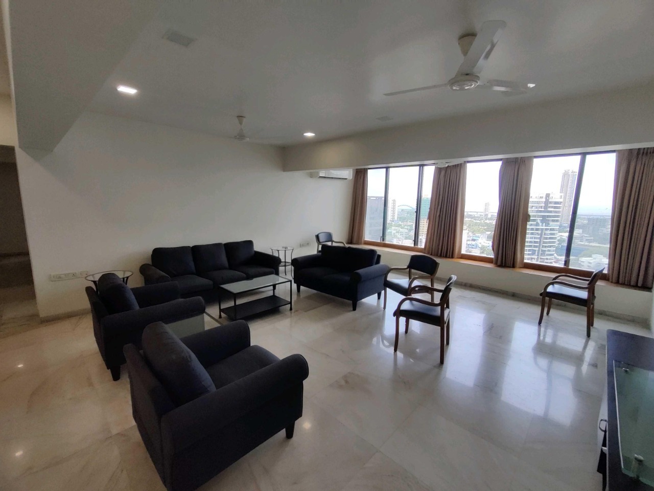 4 BHK + Pooja Room,Servant Room Apartment For Rent in Chaitanya Tower
