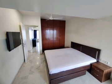 Bedroom in 4 BHK Apartment at Chaitanya Tower, Prabhadevi – for Rent