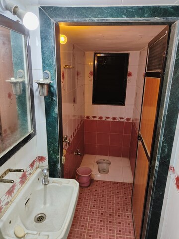 Bathroom in 1 BHK Apartment at Dombivli West – for Rent