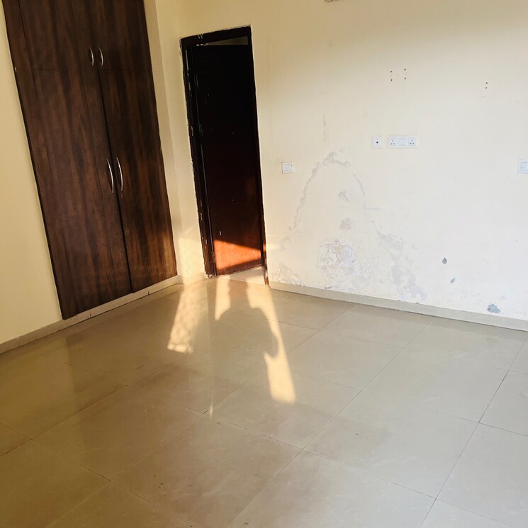 Room, charms-castle-phase-ii 2 Bedroom 975 Sq.Ft. Apartment In Sehani Khurd Ghaziabad 8813305