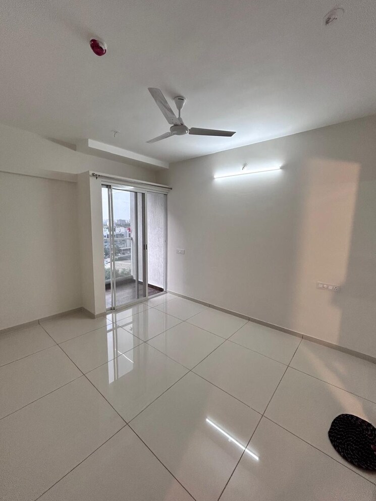 Master Bedroom, yashwin-orizzonte 2.5 Bedroom 1300 Sq.Ft. Apartment In Kharadi Pune 8813326