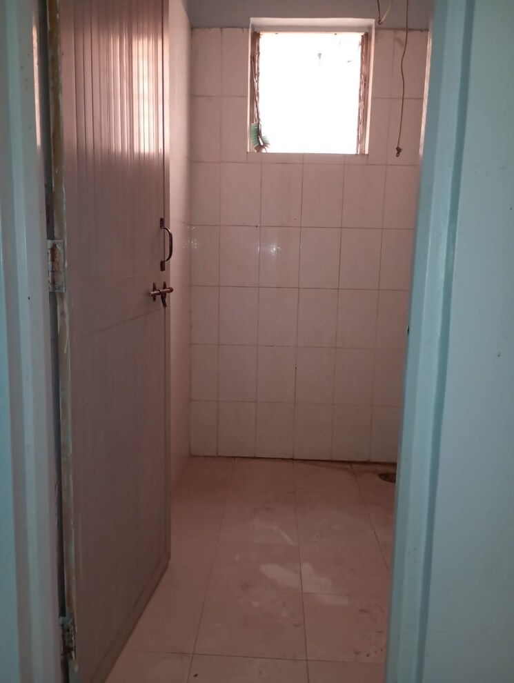 Bathroom, vijay-park-dhanori 1 Bedroom 512 Sq.Ft. Apartment In Dhanori Pune 8813323