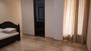 Room in 3 BHK Builder Floor at Saket – for Rent