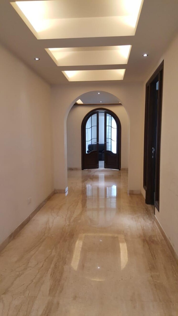 undefined, saket 3 Bedroom 300 Sq.Yd. Builder Floor In Saket Delhi 8813370