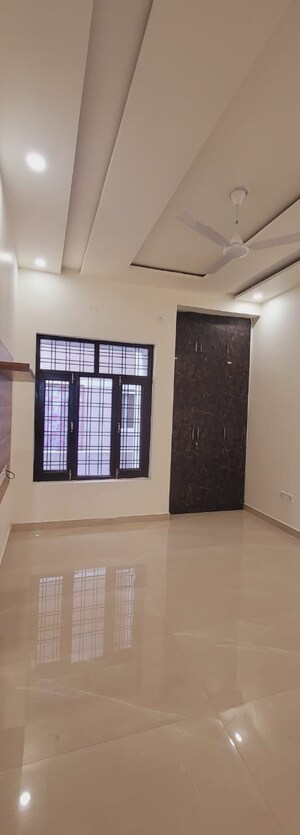 Room in 3 BHK Villa at Canal Road – for Sale