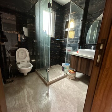 Attached Bathroom in 3 BHK Builder Floor at South Extension I – for Rent