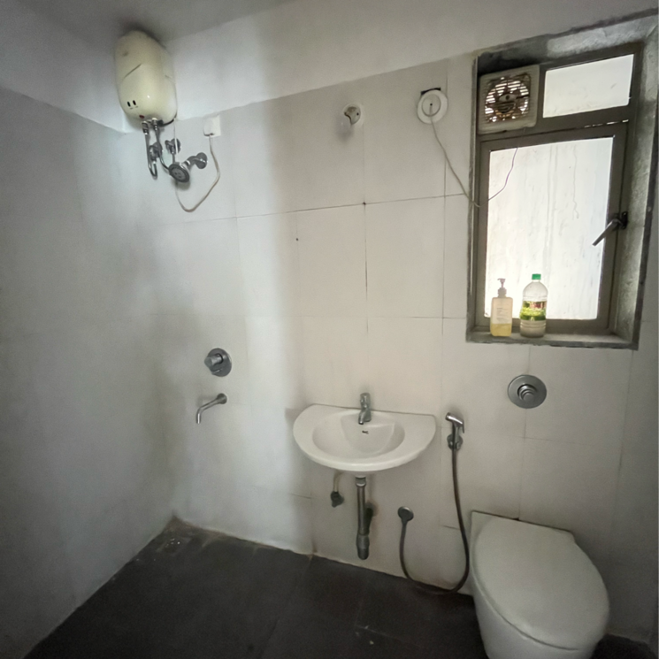 Bathroom, lodha-casa-rio 1.5 Bedroom 639 Sq.Ft. Apartment In Nilaje N V Thane 8813403