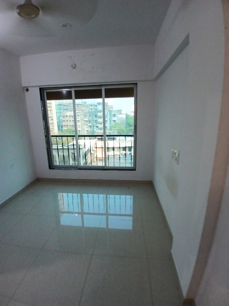 Room, glasswood-and-lucky-vishwa-villa 1 Bedroom 550 Sq.Ft. Apartment In Malad West Mumbai 8813450