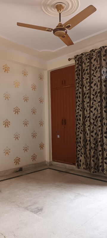 Bedroom in 3 BHK Builder Floor at Vaishali Sector 4 – for Sale