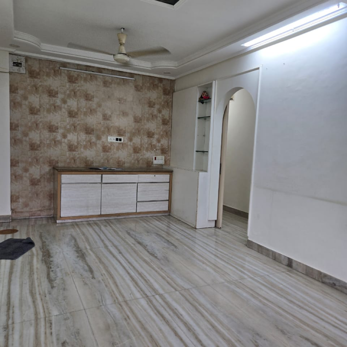 2 BHK Apartment For Rent in Sukh Sagar CHS Kandivali