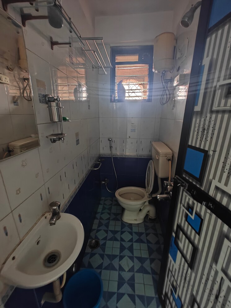 Bathroom, sector 28 nerul 2 Bedroom 960 Sq.Ft. Apartment In Sector 28 Nerul Navi Mumbai 8813452